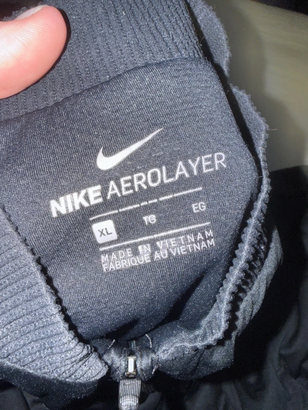Nike aerolayer jacket size XL